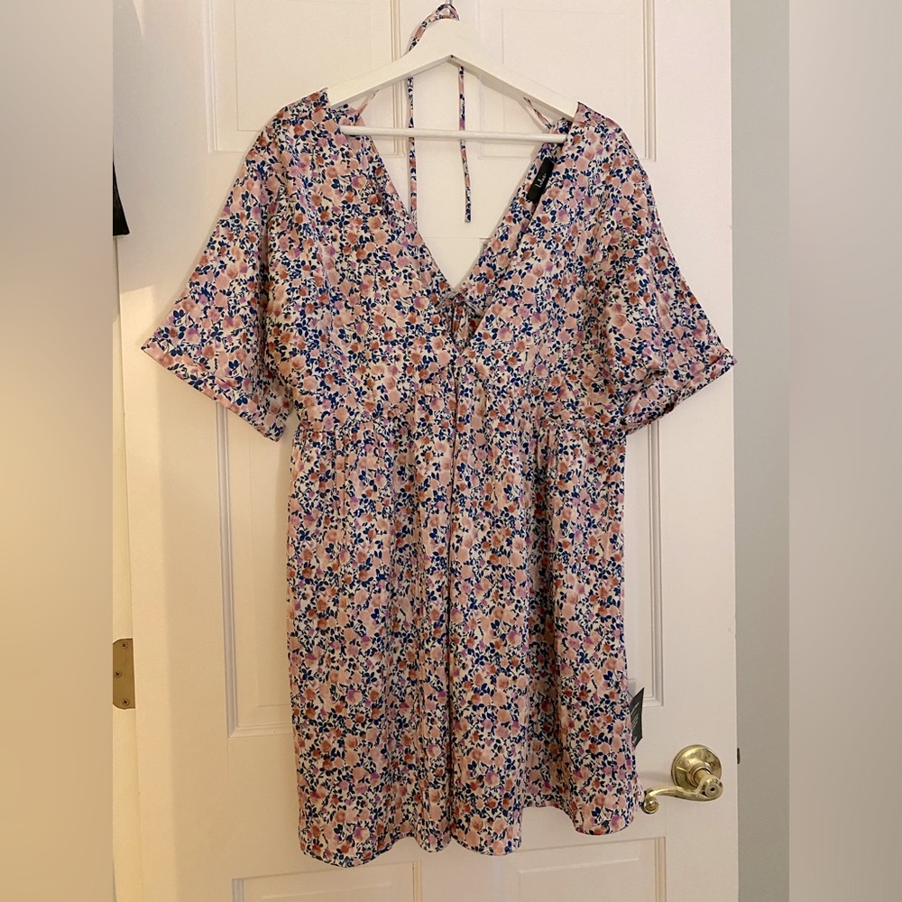 LuLus V Neck Flow Dress